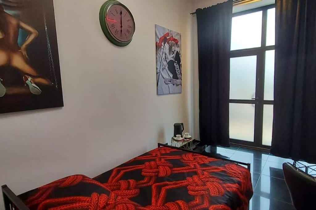 Pokoj Tylko Dla Doroslych Momenti Piccanti Katoviçe Dış mekan fotoğraf